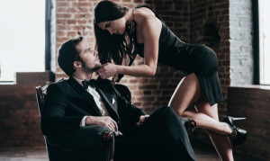Time to seduce.