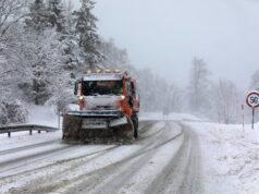 HAK: Zbog snijega i vjetra uvedene zabrane prometa u Lici i Gorskom kotaru