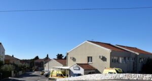 Grad Kaštela i Zavod za hitnu medicinu SDŽ osigurali dodatnog liječnika tijekom turističke sezone