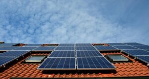 Sve više građana ugrađuje solarne panele: Koliko i kada se ova investicija isplati?